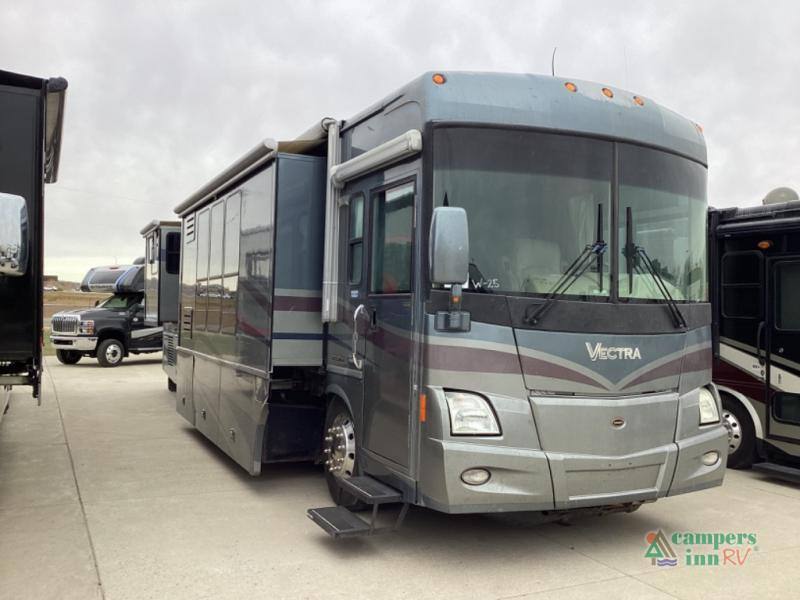 5 of Our Favorite Vintage RVs